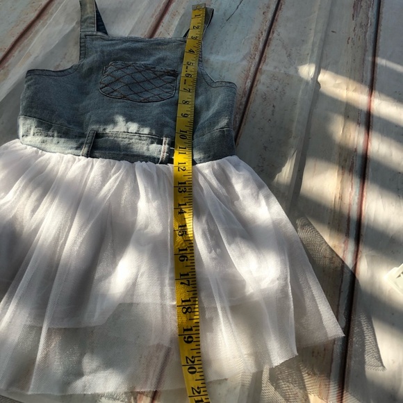 Girls dress - Picture 4 of 7